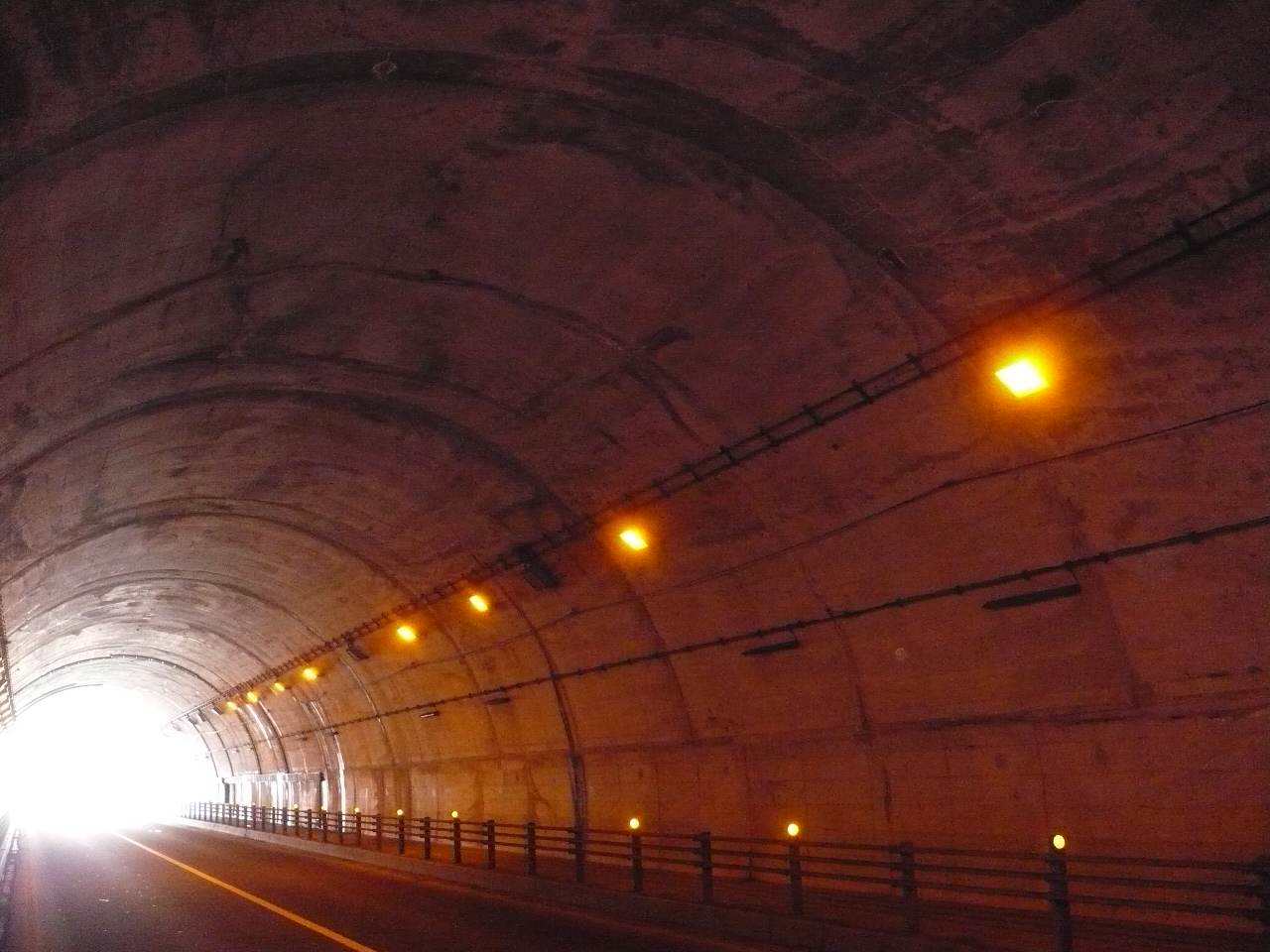 平成22年　黒崎トンネル補修工事